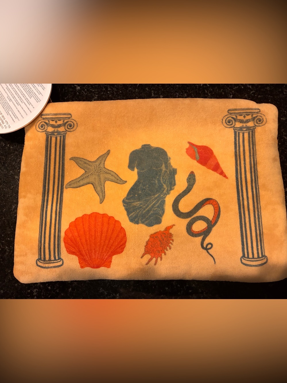 Khewella Yellow Patara Clutch - Picture 2 of 4